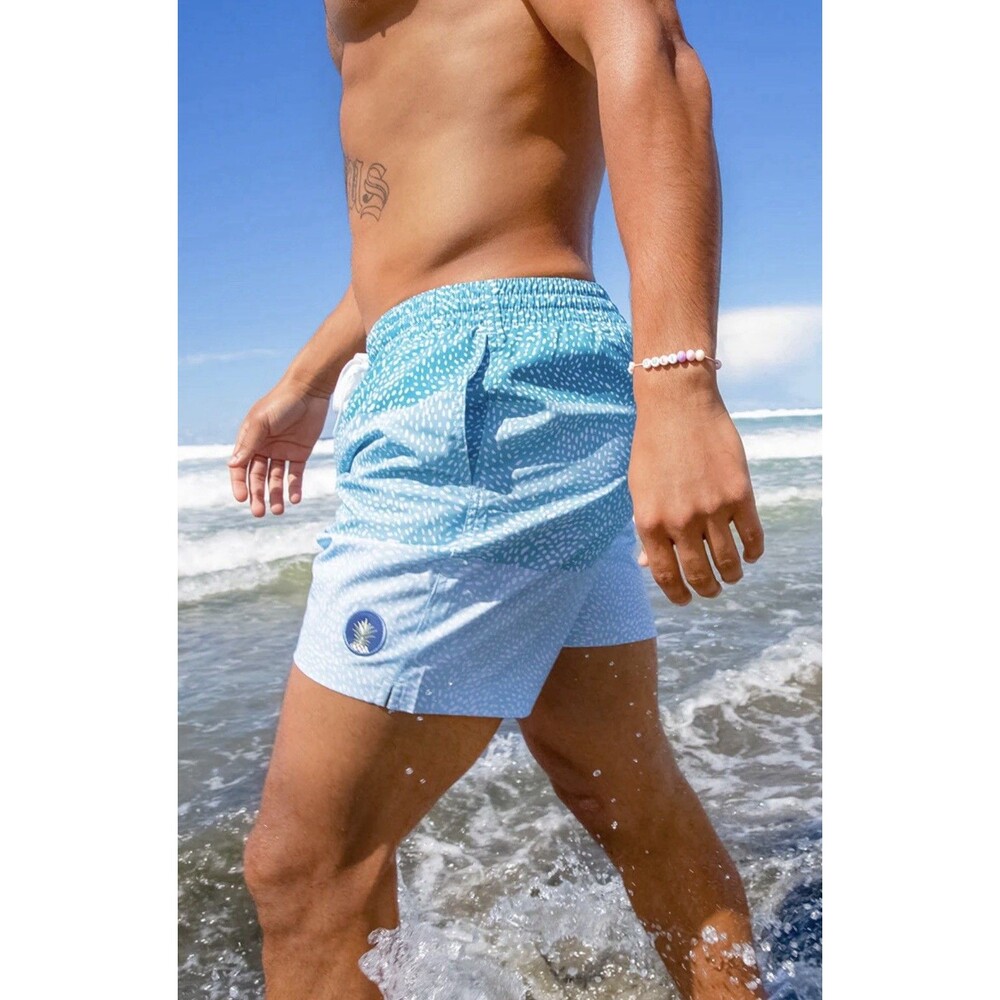 Chubbies "The Whale Sharks" Swim Trunks Men's Small 7" Inseam Blue Teal